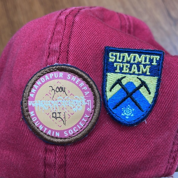 Disney expedition Everest hat - Picture 5 of 7